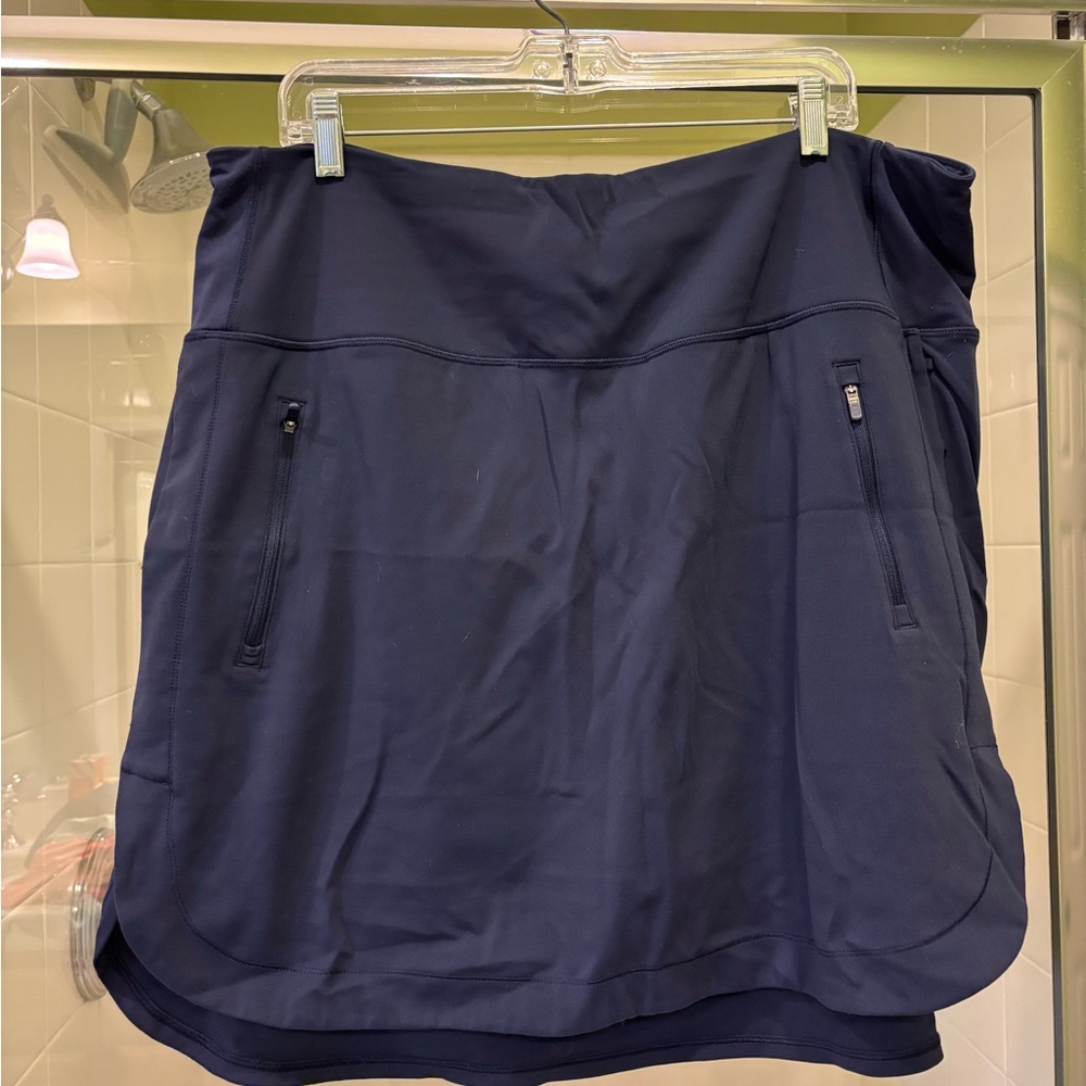 Athleta Navy Fairway Golf Skort 18”with Functional Pockets